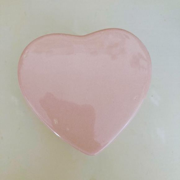 Jewelry Heart Shaped Cases - Picture 3 of 10